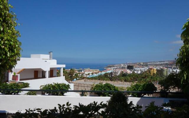 FreeWiFi Sea view Balcony Spacious Bedroom 2 Pools