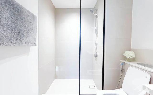 Luxurious 4B Balcony & Views Burjcrown Downtown