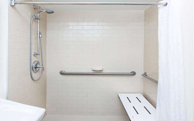 Sonesta Simply Suites Chicago O'Hare Airport