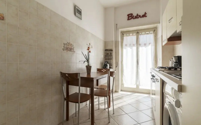 Aurelio Apartment Near the MM Ubaldi