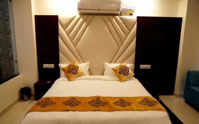 Hotel Vibhav Grand