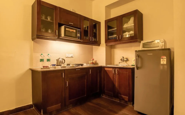 Rosewood Apartment Hotel