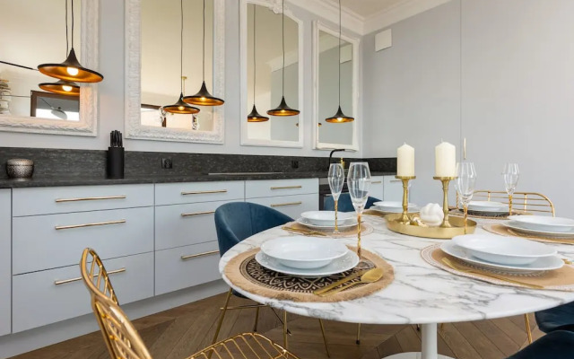 Magnificent Sarmacka by Renters Prestige