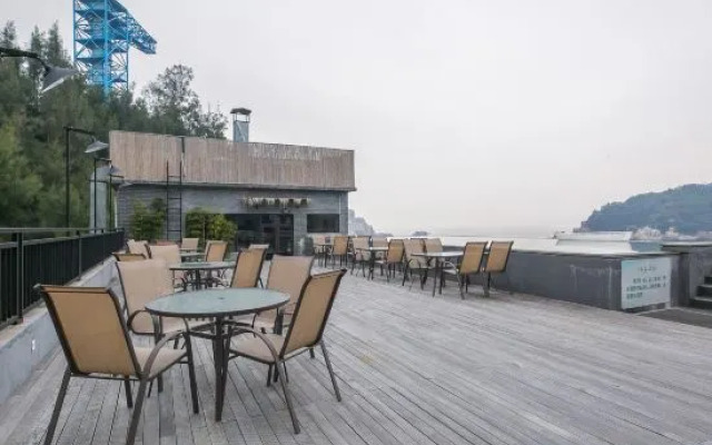 Zuoshe Linghai Boutique Hotel