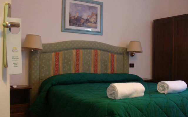 Ely Hotel