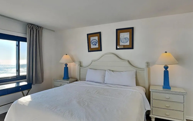 Emerald Towers by Panhandle Getaways