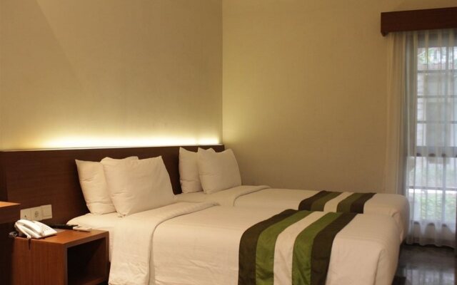 Grand Whiz Hotel Nusa Dua