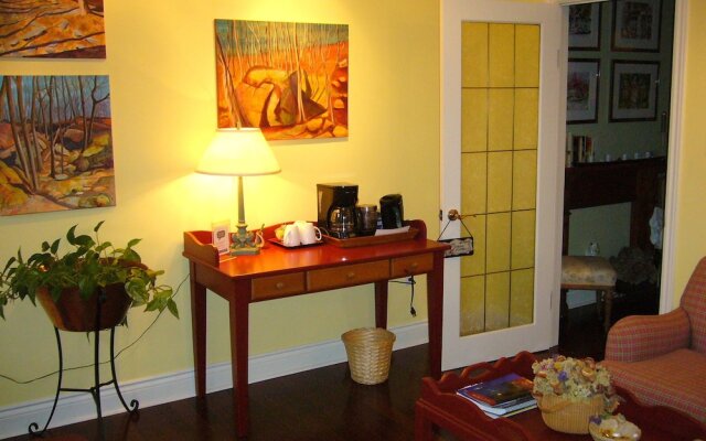 1818 Rising Sun Bed & Breakfast