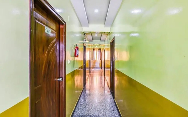 Fabhotel Palm Emirates