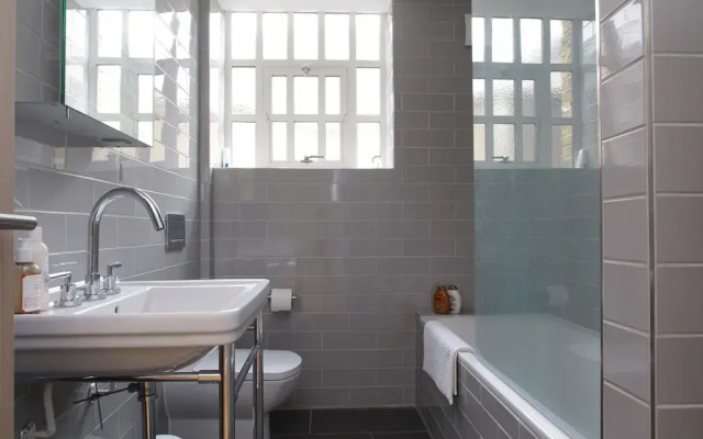 The London Agent Spitalfields