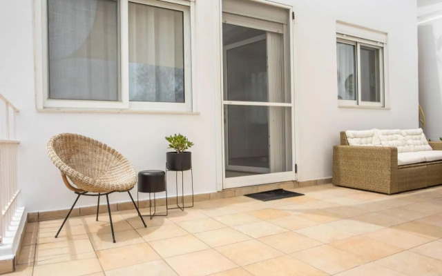 Salty Beach Front House Faliraki