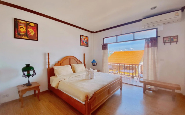 Sri Chiangkhan Hotel