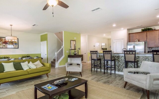 Champions Gate-1308cebwjgil