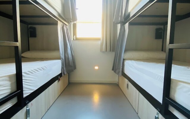 We Street Hostel - Albergue Juvenil