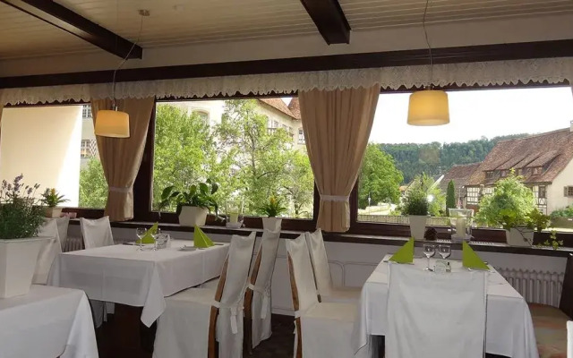 Privathotel - Garni - Pension zur Freystatt am Wasserschloss