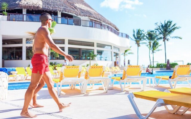 The Reef Coco Beach & Spa- Optional All Inclusive