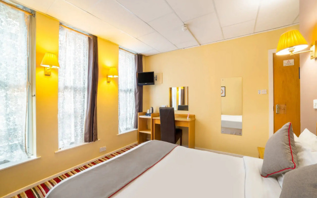 Oyo Sandringham Hotel