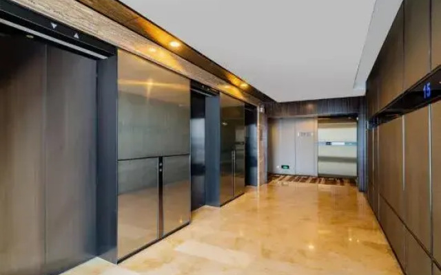 eStay Residence(Guangzhou poly World Trade Exhibition Center Branch)