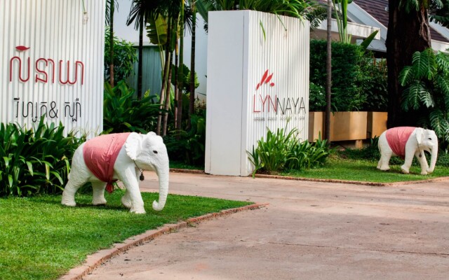 Lynnaya Urban River Resort