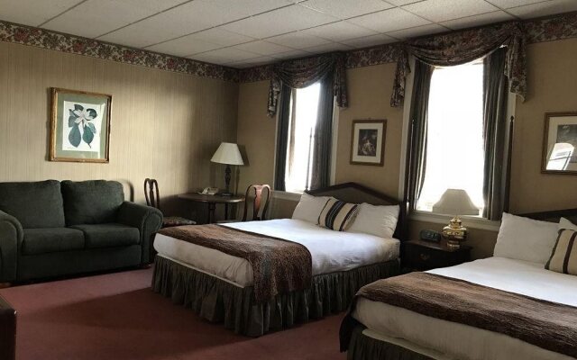 Waynebrook Inn, Est 1865