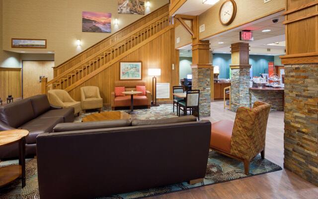 Hampton Inn Duluth Canal Park