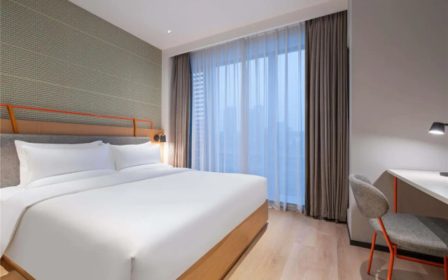 Novotel Living Hangzhou International Convention Center – Guest Rooms – Hangzhou