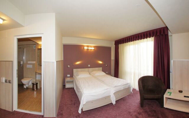 Eden Grand Resort