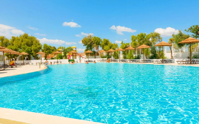Mikri Vigla Hotel Beach Resort