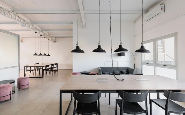 Hestia at Moreno 550