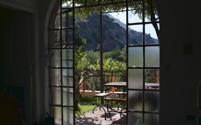 Mansion in Capo Vaticano With Sea Views