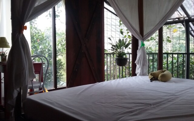 NILA HOUSE, Sharia Family Home Stay