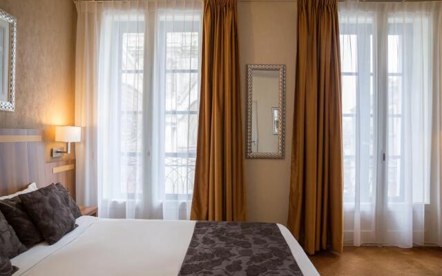 Hotel The Originals du Grand Monarque