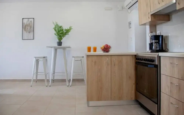 Agios Petros Apartments 2