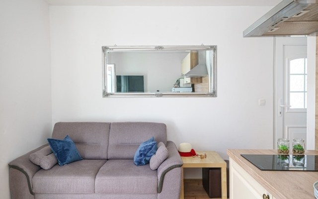 "apartment With 2 Bedrooms for 2 Guests"