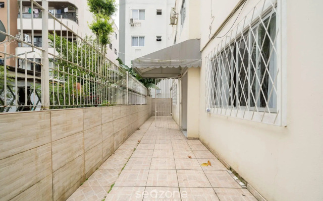 Casa 600m da Praia Central c/ garagem 3 qts NRR128