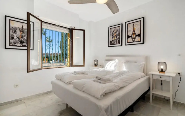 Blue Pearl Apartment Old Town Fuengirola Ref 24 by Costarentals - Ref 24