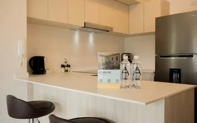 w Stylish 2BR With Balcony in San Isidro