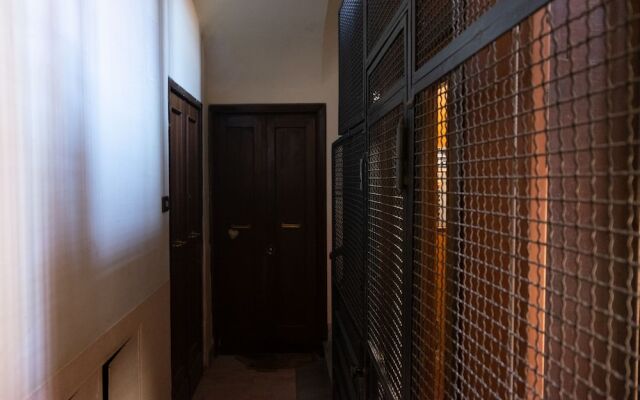 Roma - Via la Spezia 70