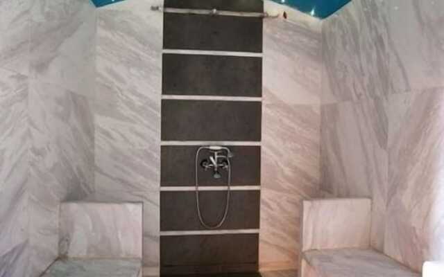 Lithos Hotel & Spa