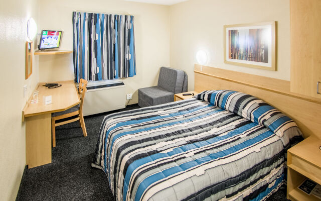 Road Lodge N1 City