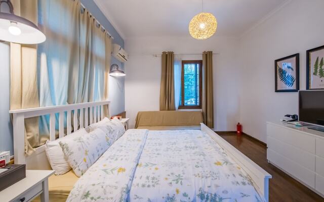 Taihu Baopu Fish Inn