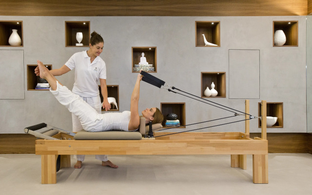 Grace Hotel, Auberge Resorts Collection
