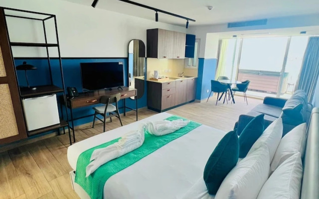 South32 Hotel