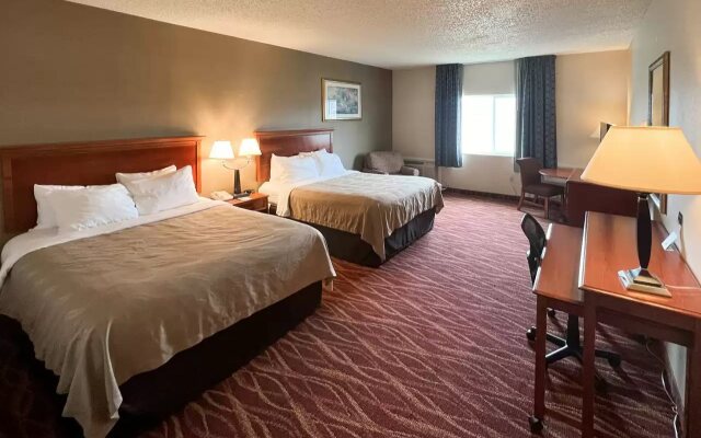 Quality Inn & Suites Grants - I-40