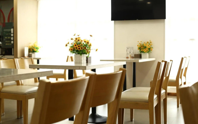 wan hao Hotel (Guiyang Huaguoyuan Twin Towers)