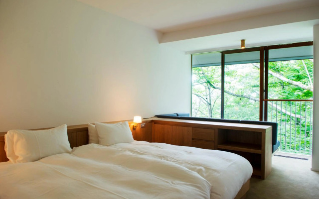 Hakone Retreat Fore