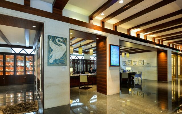 G-LUXE Hongqiao Shanghai by Gloria