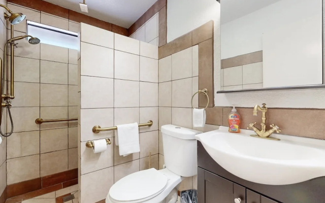 Lazy Bear Cabin #554