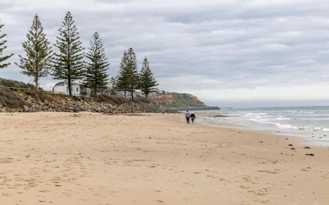 Cozy Getaway, King Bed with TV, NBN, Netflix, Nespresso