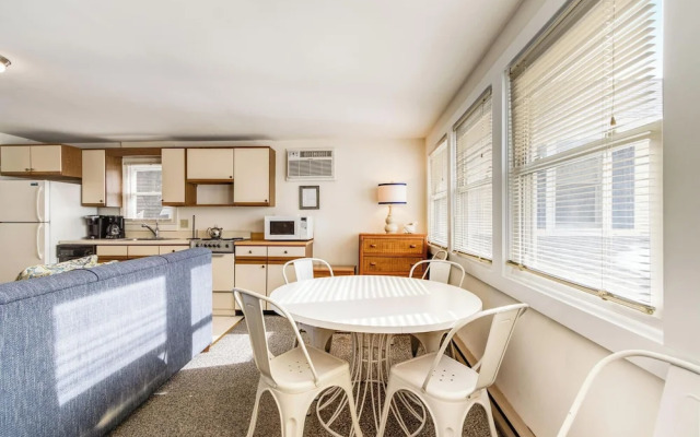 Maryland Gardens 19D